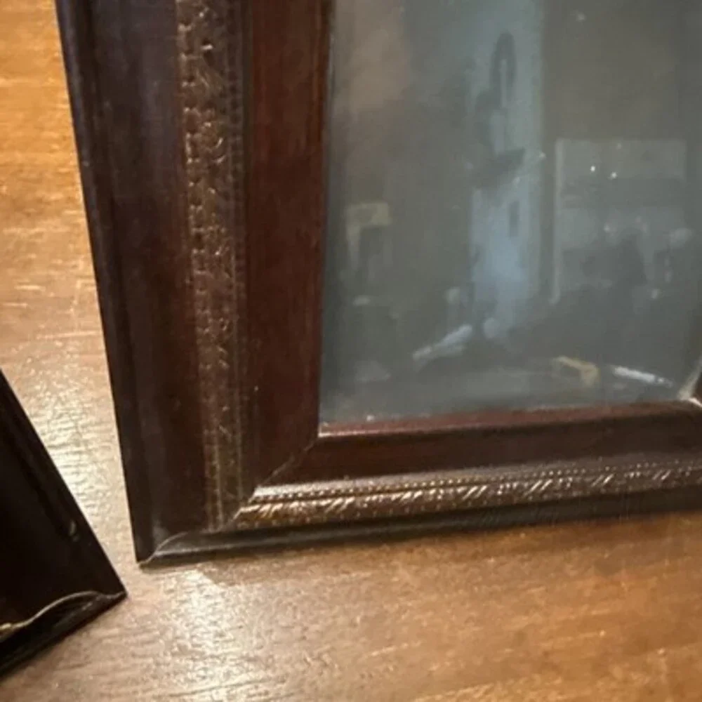 Vintage Olan Mills 5”x7” Solid Wood Picture Frames Set Of 2